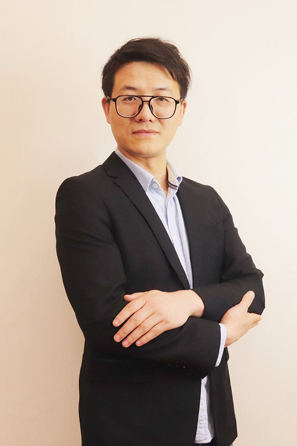 吴堡李林科 本科学历,毕业于西安石油大学